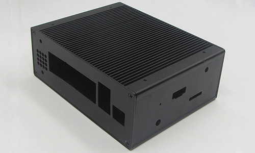 鋁型材運用在控制器電源外殼上的優勢有哪些？